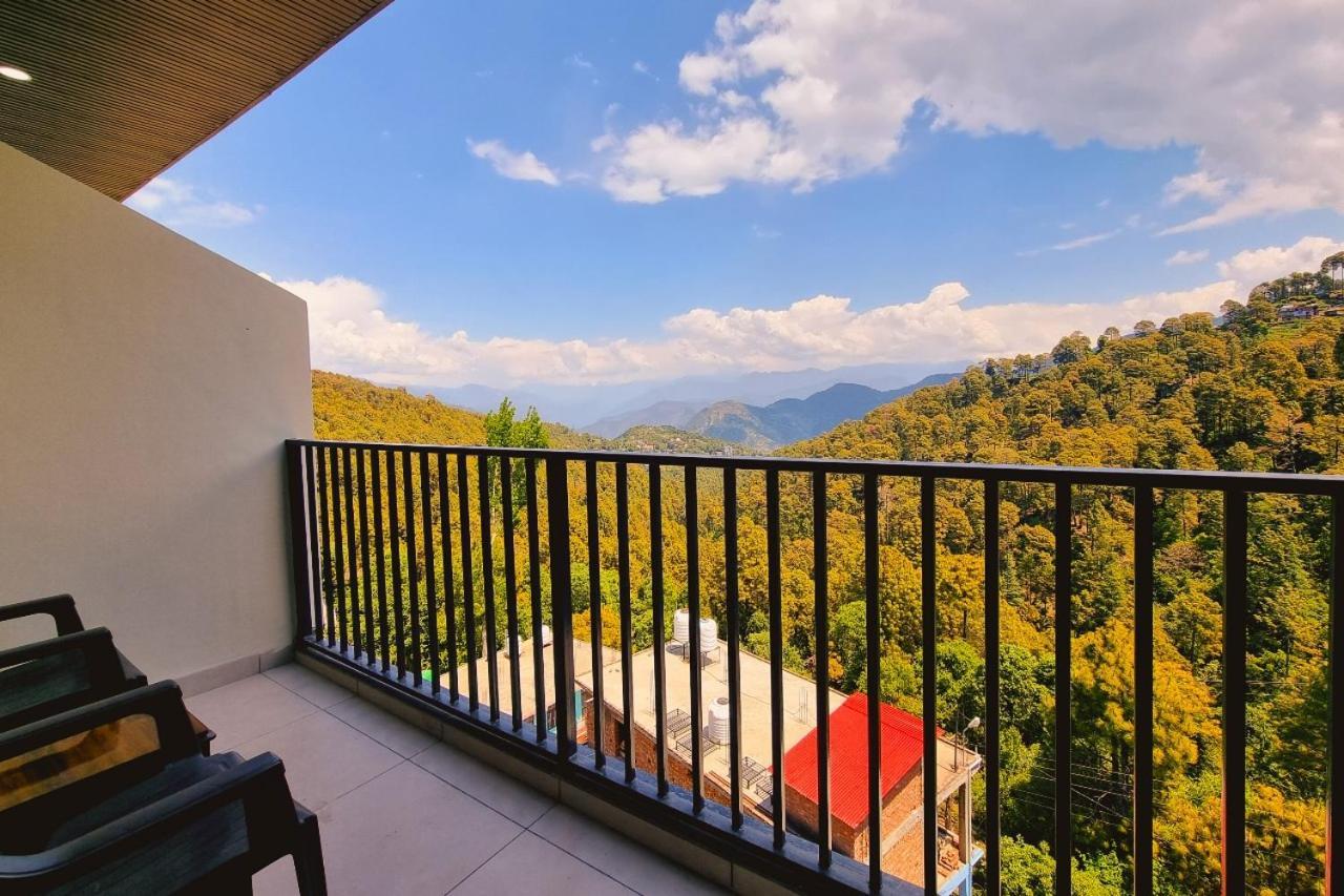 Hotel Pines And Peeks By Tws Hotels Dalhousie Exterior foto