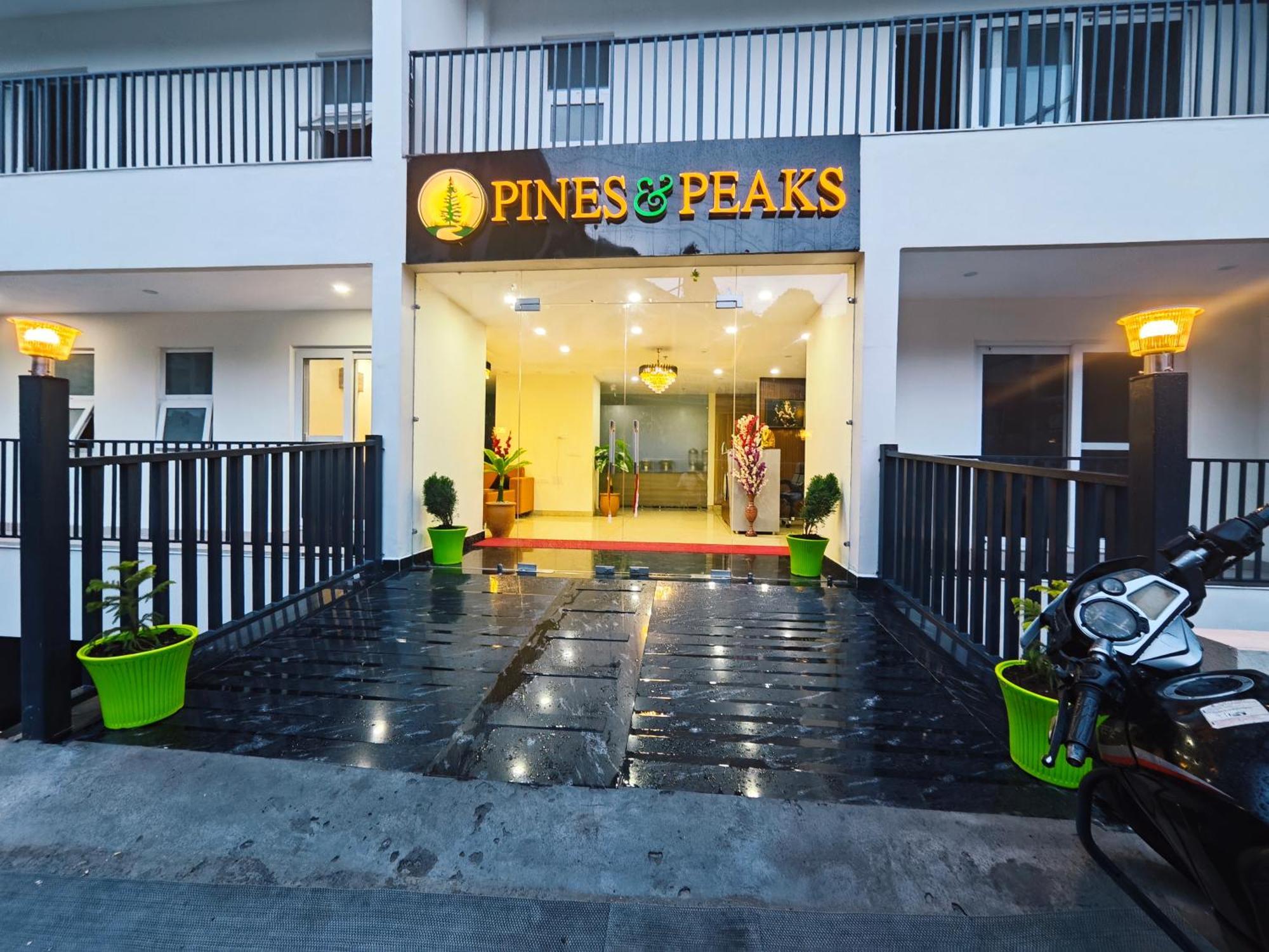 Hotel Pines And Peeks By Tws Hotels Dalhousie Exterior foto